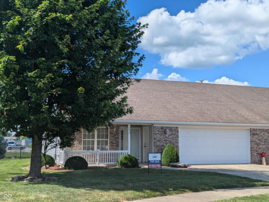 233 N BLUE RIBBON CT, RUSHVILLE, IN 46173 - Image 1