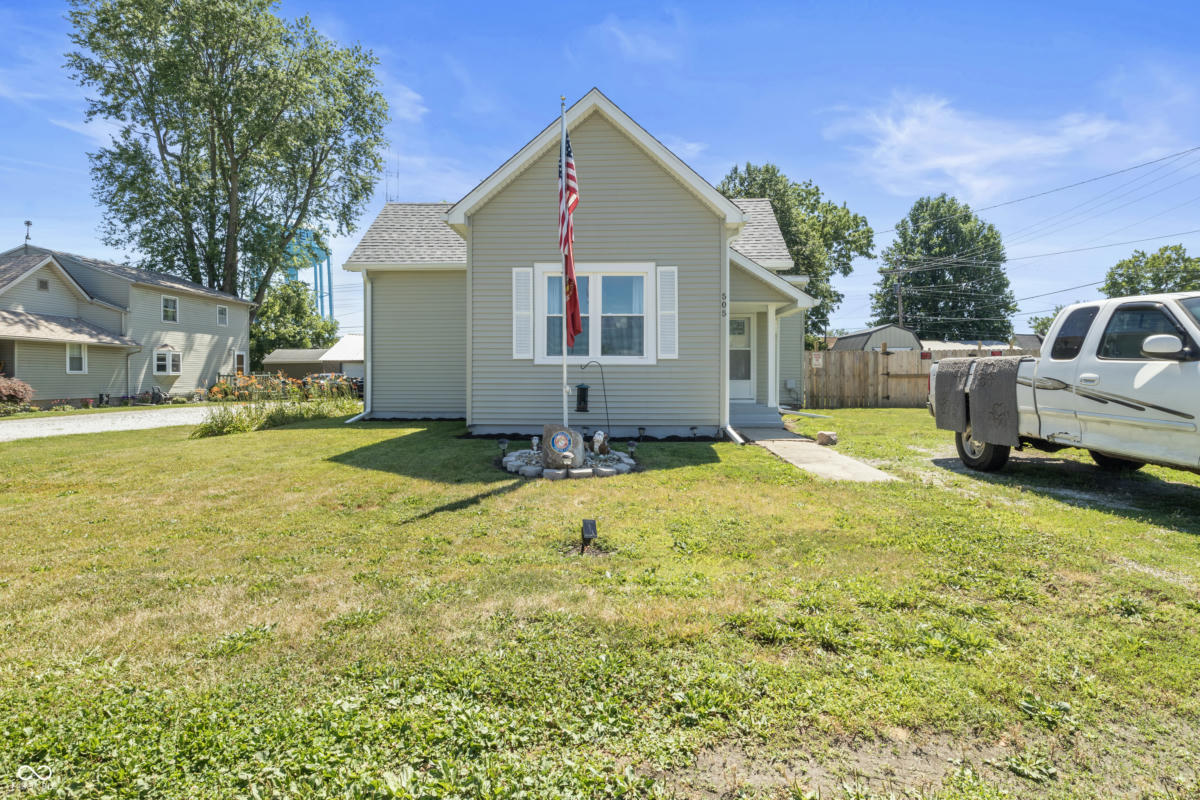 505 N 13TH ST, ELWOOD, IN 46036, photo 1 of 24