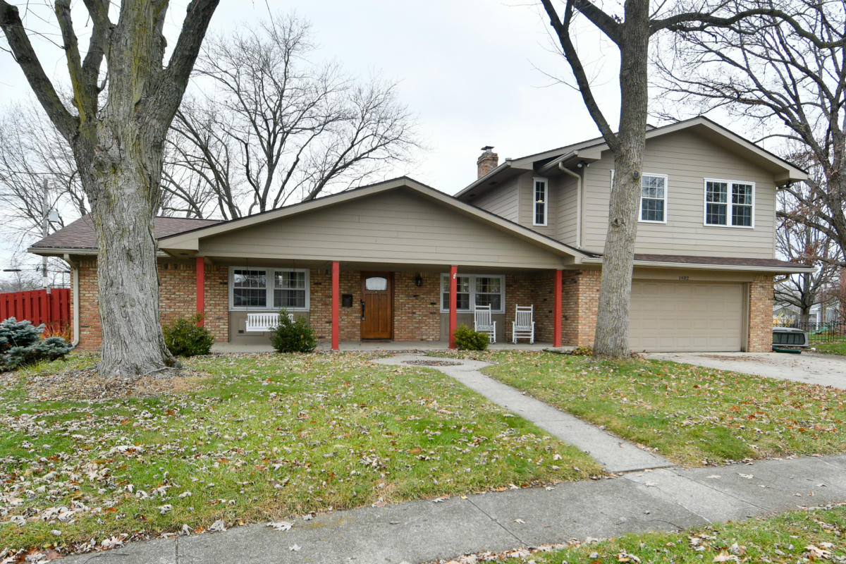 1402 MIAMI CT N, PLAINFIELD, IN 46168, photo 1 of 40