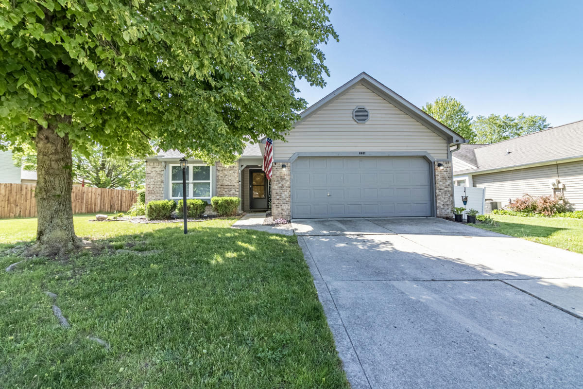 6881 CHERRY LAUREL LN, FISHERS, IN 46038, photo 1 of 24