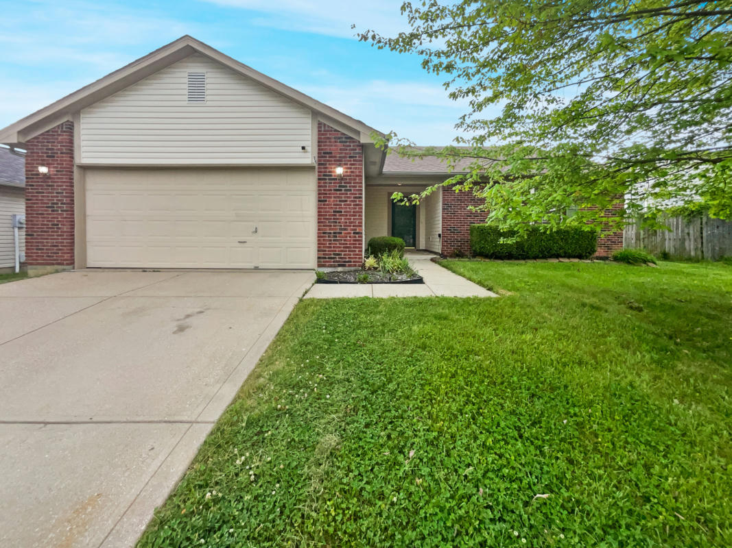 5312 SCATTERWOOD CT, INDIANAPOLIS, IN 46221, photo 1 of 16