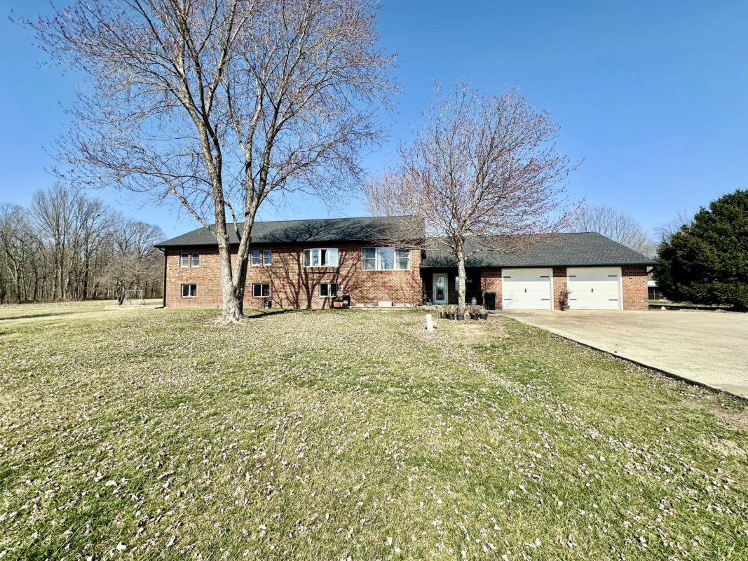 1820 W US HIGHWAY 136, COVINGTON, IN 47932, photo 1 of 47