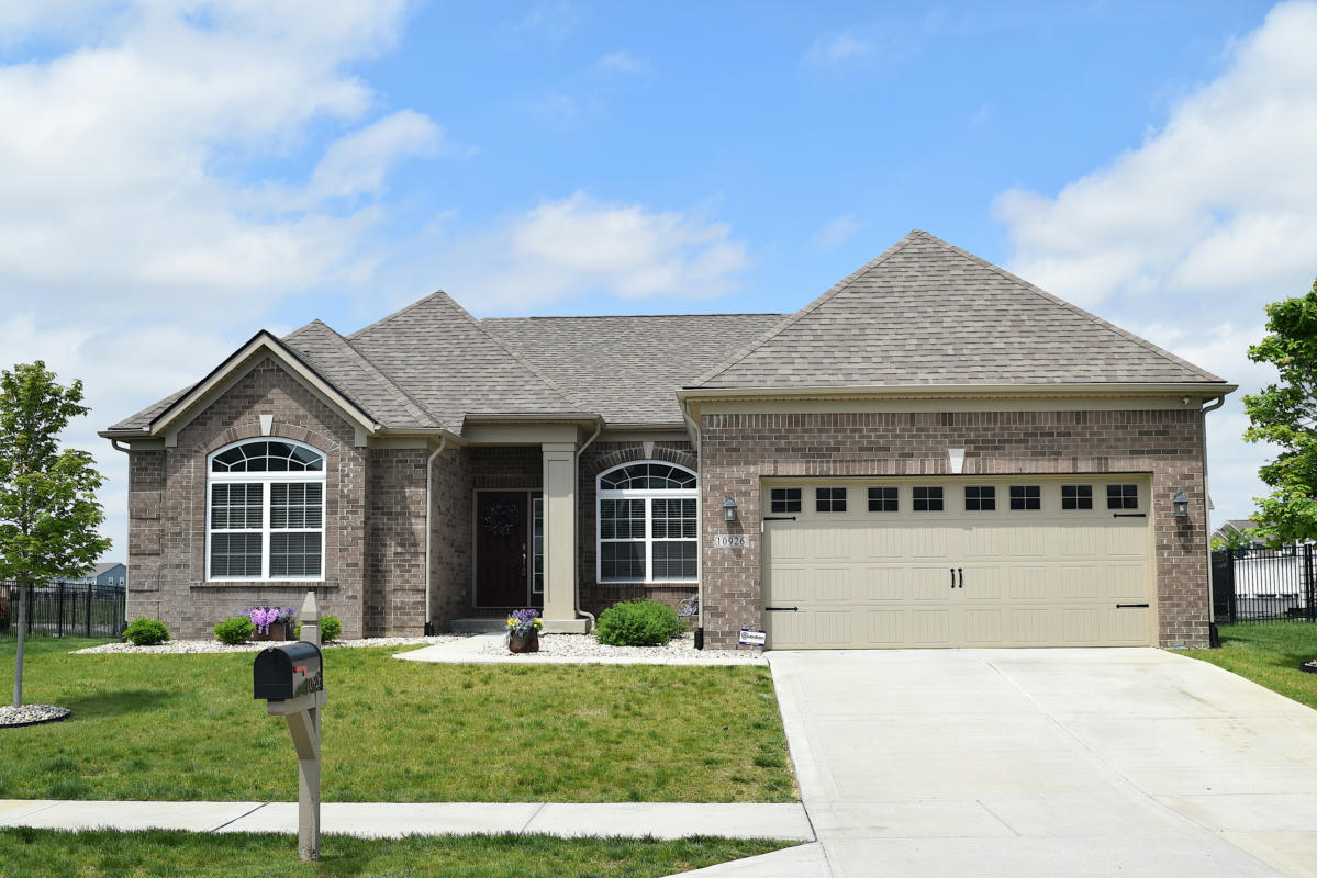 10926 SUMMERSET DR, BROWNSBURG, IN 46112, photo 1 of 67