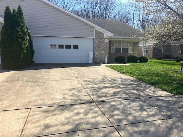 653 MOONGLOW LN, INDIANAPOLIS, IN 46217, photo 1 of 15