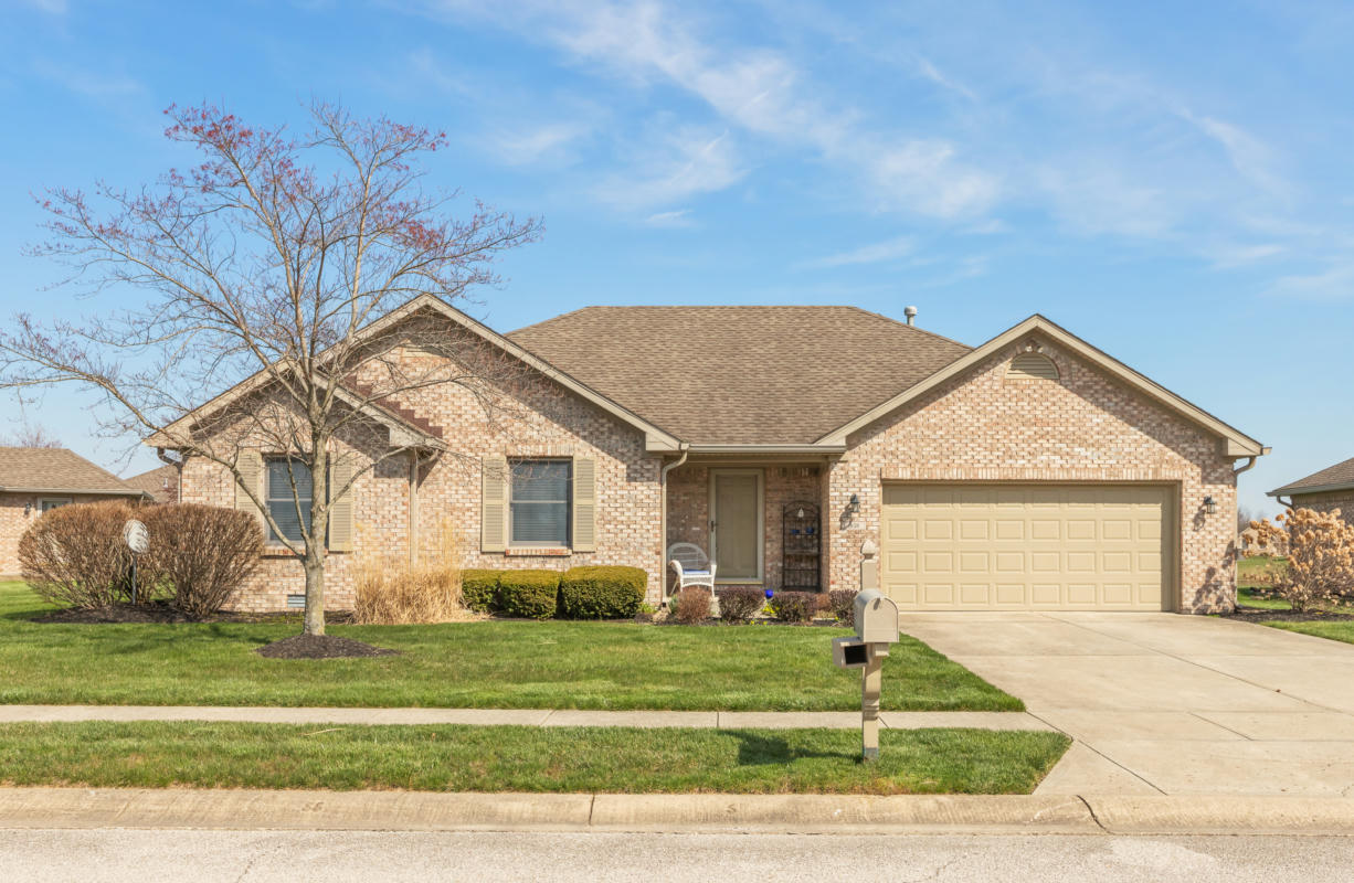 1859 PINE CONE DR, BROWNSBURG, IN 46112, photo 1 of 31
