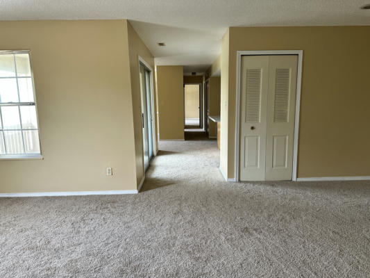 1632 WELLESLEY CT APT 5, INDIANAPOLIS, IN 46219, photo 4 of 17