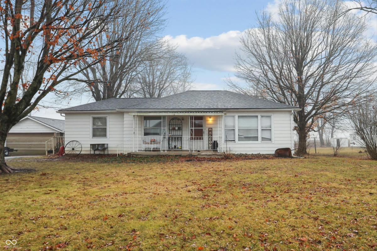 199 W OLD SOUTH ST, BARGERSVILLE, IN 46106, photo 1 of 37