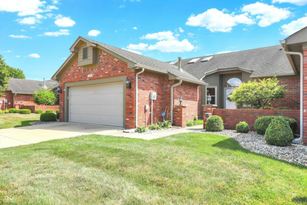 1340 COUNTRY CREEK CIR, SHELBYVILLE, IN 46176 - Image 1