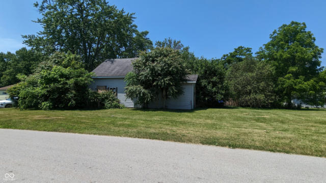 1203 BLACKMAN ST, CLINTON, IN 47842, photo 2 of 8