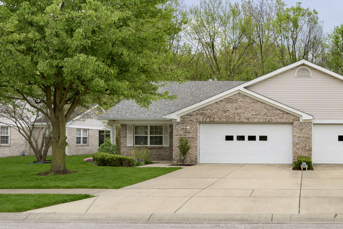 659 MOONGLOW LN, INDIANAPOLIS, IN 46217, photo 1 of 29