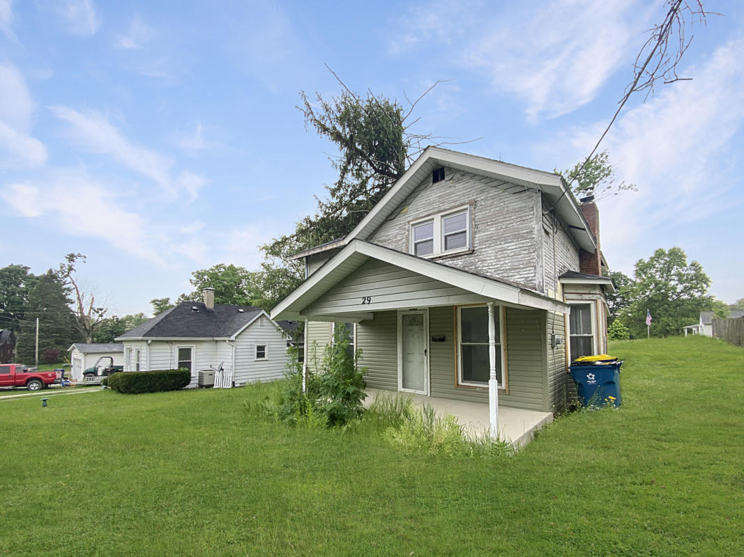 29 BEVERIDGE ST, GREENCASTLE, IN 46135, photo 1 of 10