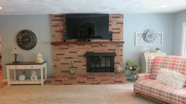 2290 E CADILLAC DR, CRAWFORDSVILLE, IN 47933, photo 4 of 37