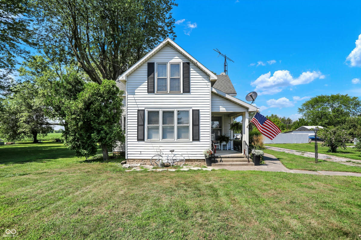 608 W ELM ST, GASTON, IN 47342, photo 1 of 32