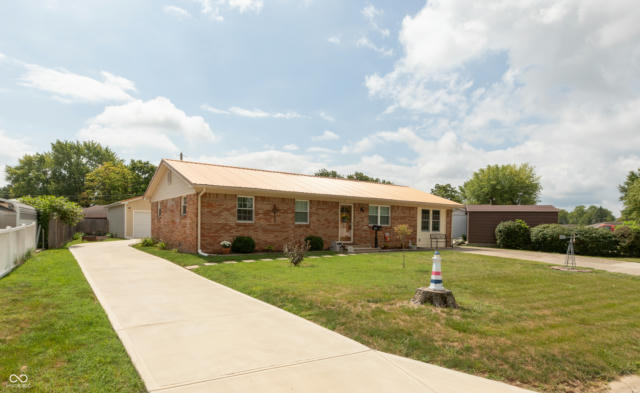 515 MIDDLE PARK DR, EDINBURGH, IN 46124 - Image 1