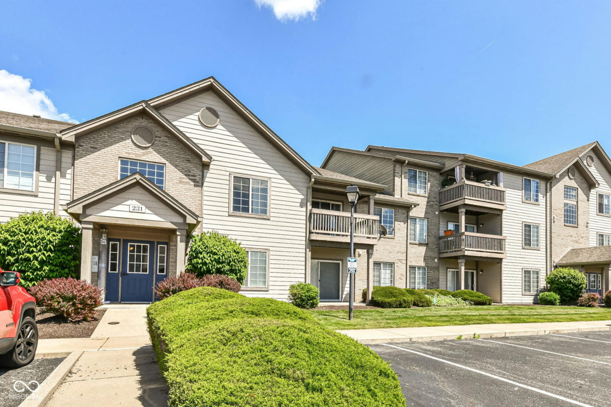 231 LEGENDS CREEK PL APT 103, INDIANAPOLIS, IN 46229 Condo/Townhome For